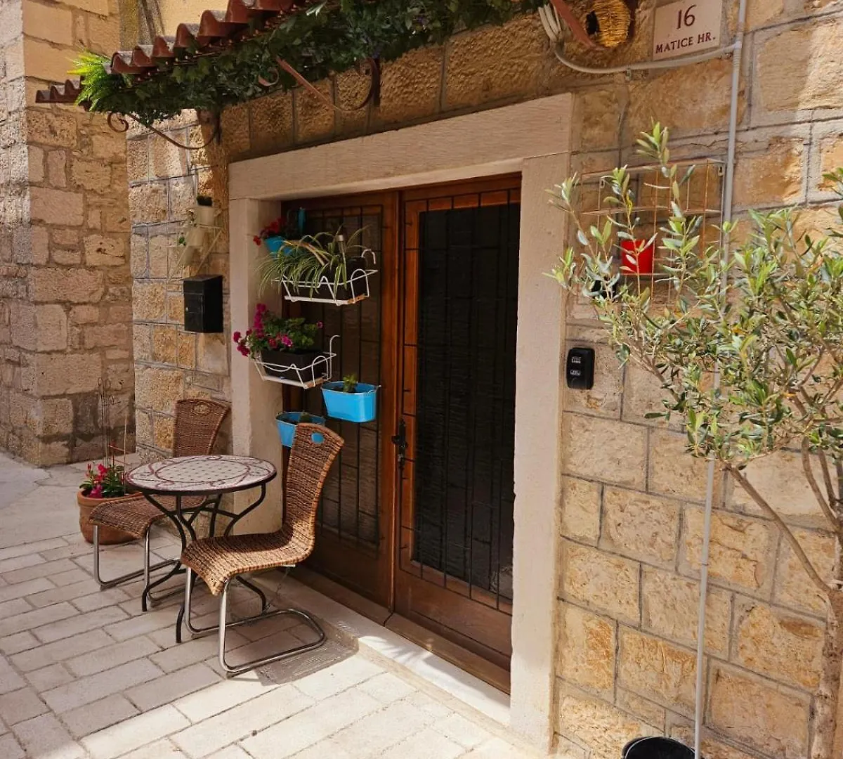 Studio Apartman Ivan Trogir Apartment